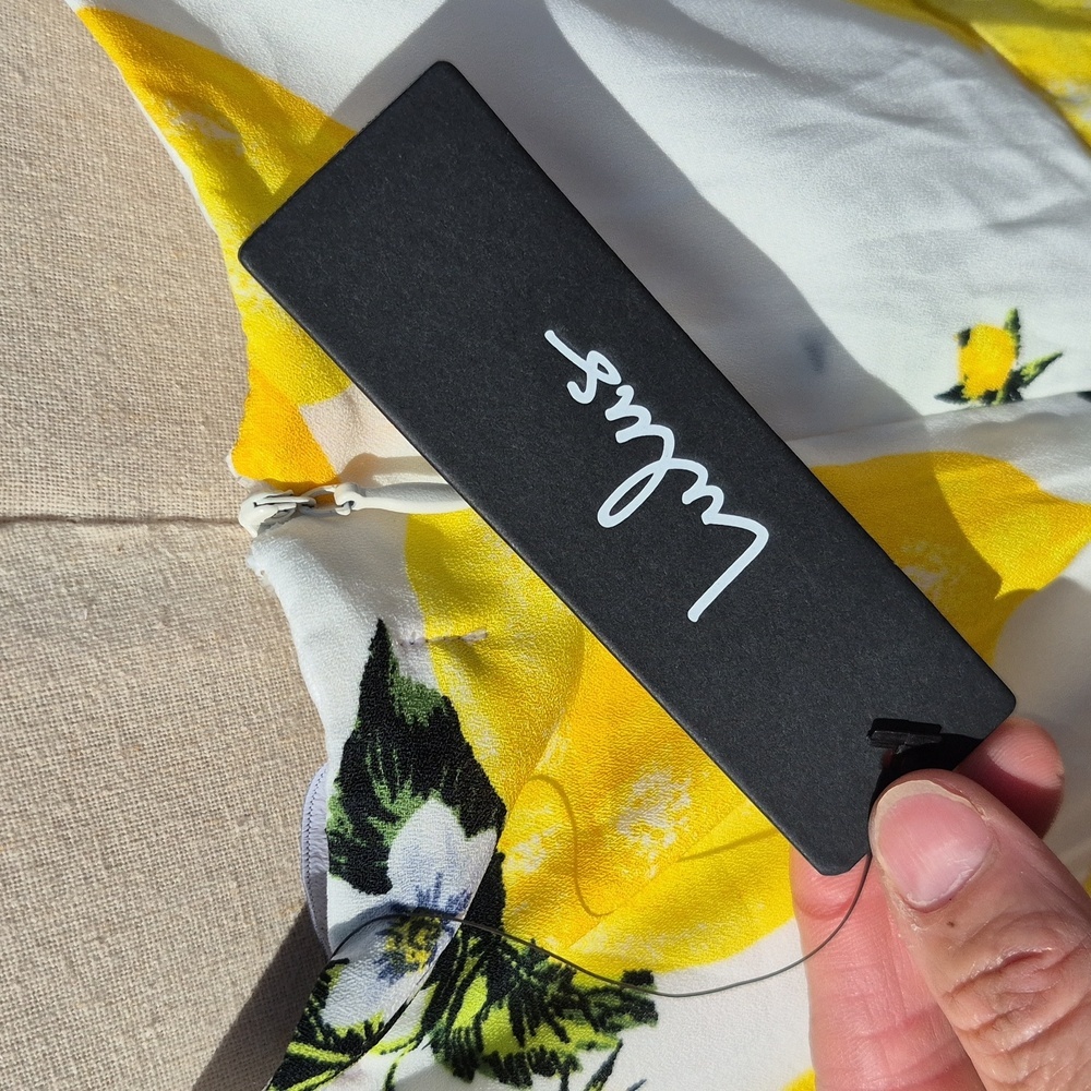 Lulu's Asymmetrical Dress with Lemon Print Size Large NWT - Picture 6 of 6